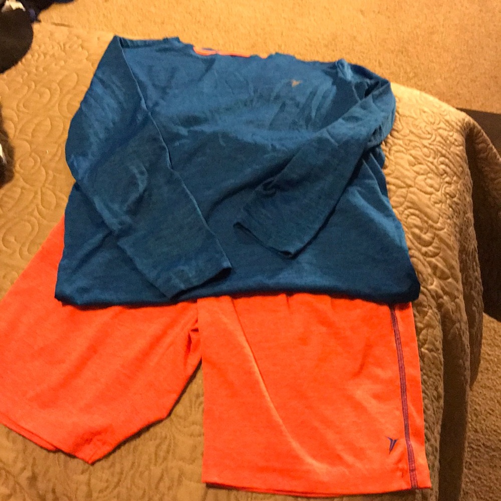 Old navy athletic set